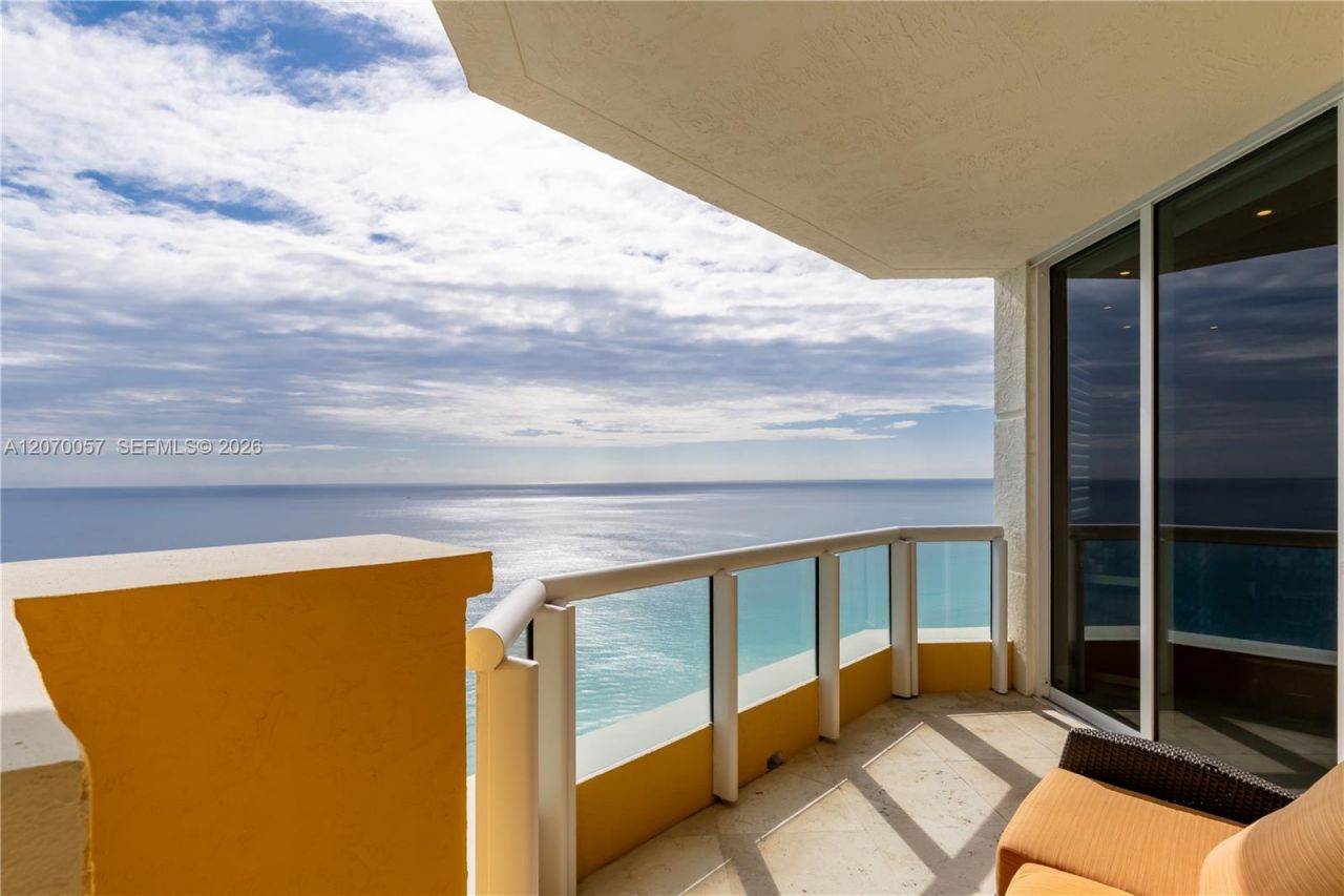 17875 Collins Ave , Unit 4001, Sunny Isles Beach, FL 33160 Photo