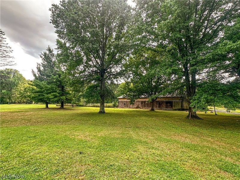 986 Bristol Champion Townline Road NE, Bristolville, OH 44402 Photo 4