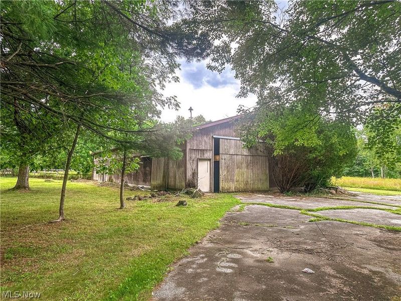 986 Bristol Champion Townline Road NE, Bristolville, OH 44402 Photo 5