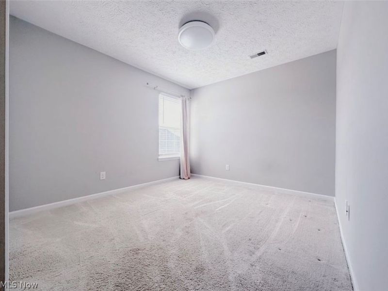 37571 Tail Feather Drive, North Ridgeville, OH 44039 Photo 10