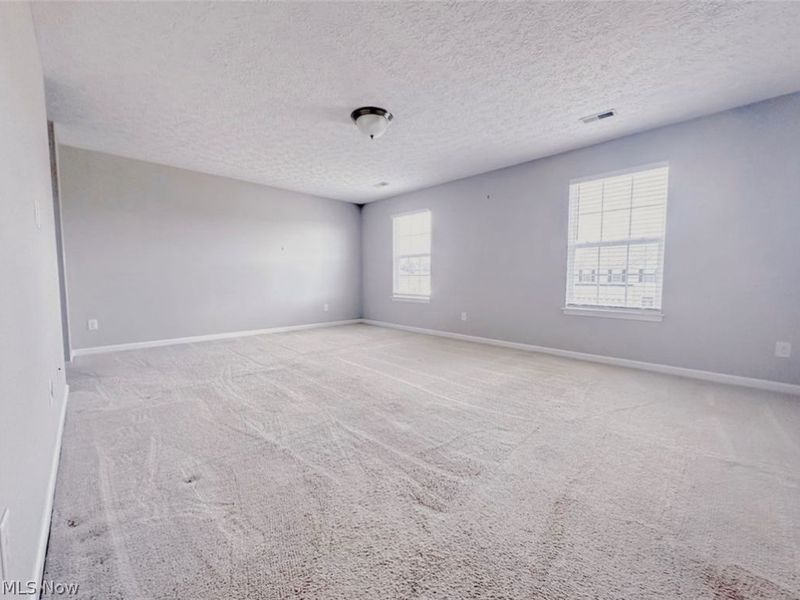 37571 Tail Feather Drive, North Ridgeville, OH 44039 Photo 6