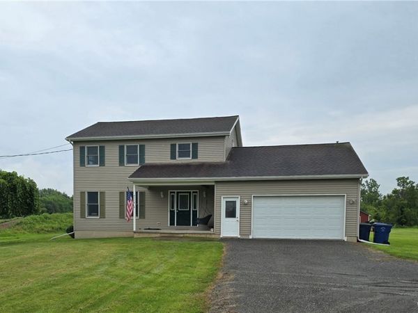 4514 Van Dusen Road , Lockport, NY 14094