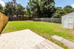 17 Vincent Drive photo 4