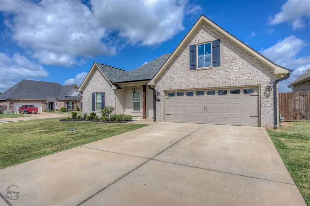 31 Crowder Drive, Benton, LA 71006 Main Photo