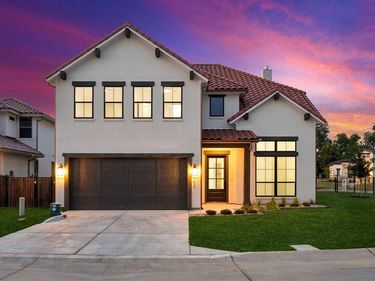 9030 Lakeside Drive, Fort Worth, TX 76179