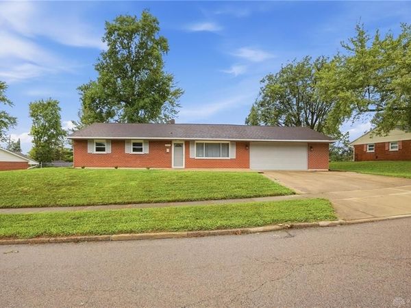 2821 Powhattan Place, Kettering, OH 45420