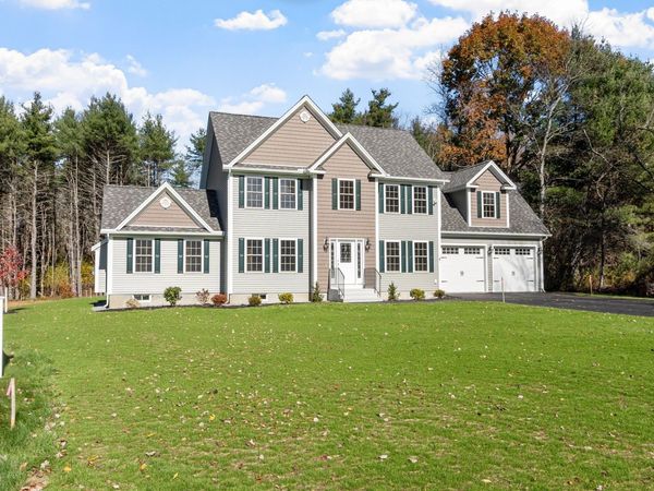 4 Turner St, Unit Applewood, Templeton, MA 01436