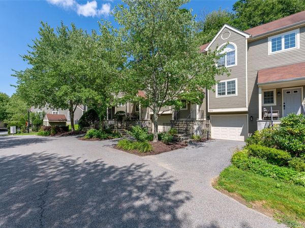 1802 Regent Drive, Mount Kisco, NY 10549