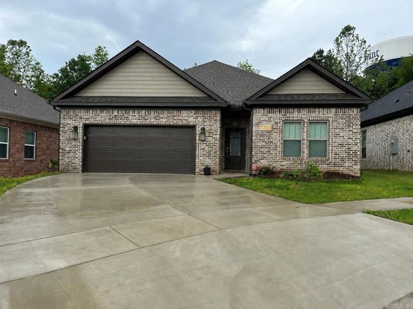 3703 Logan Ridge, Bryant, AR 72022