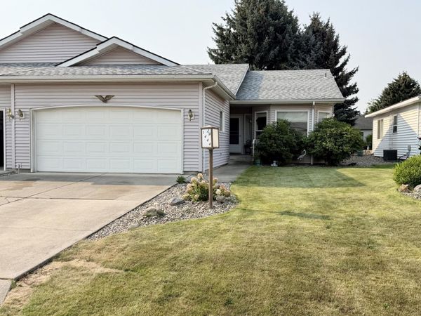 1444 W Woodlawn DR, Hayden, ID 83835