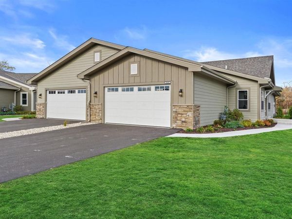 20860 Gray STREET, Lannon, WI 53046