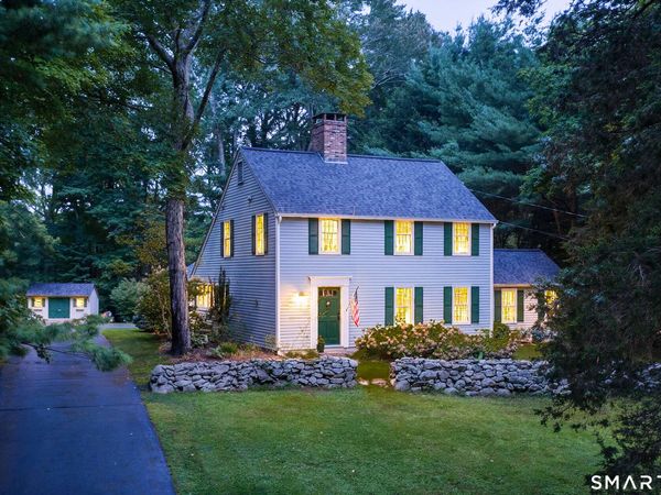 11 Cove Hill, Essex, CT 06426
