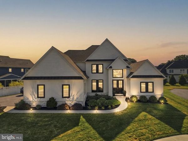 5 ALEXA DRIVE, LITITZ, PA 17543
