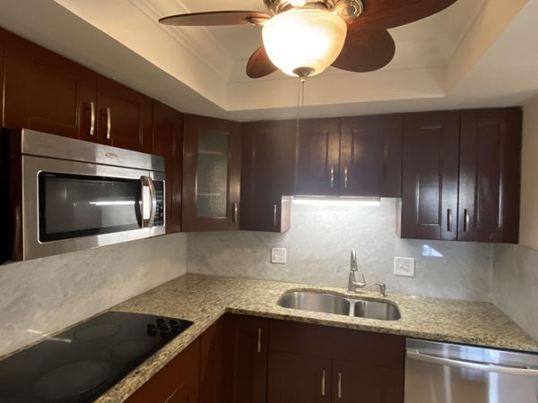 4477 Oak Terrace Drive, Greenacres, FL 33463