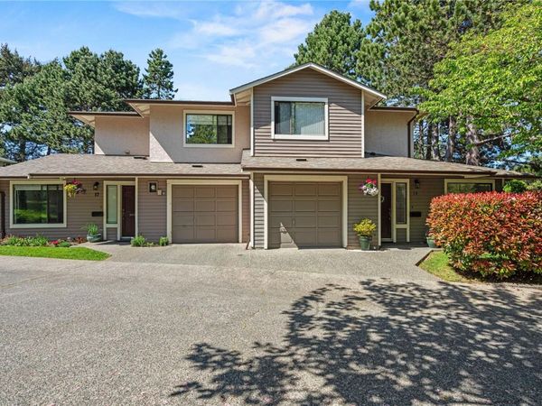 1309 McKenzie Ave , Unit #18, Saanich, BC V8P 2M1