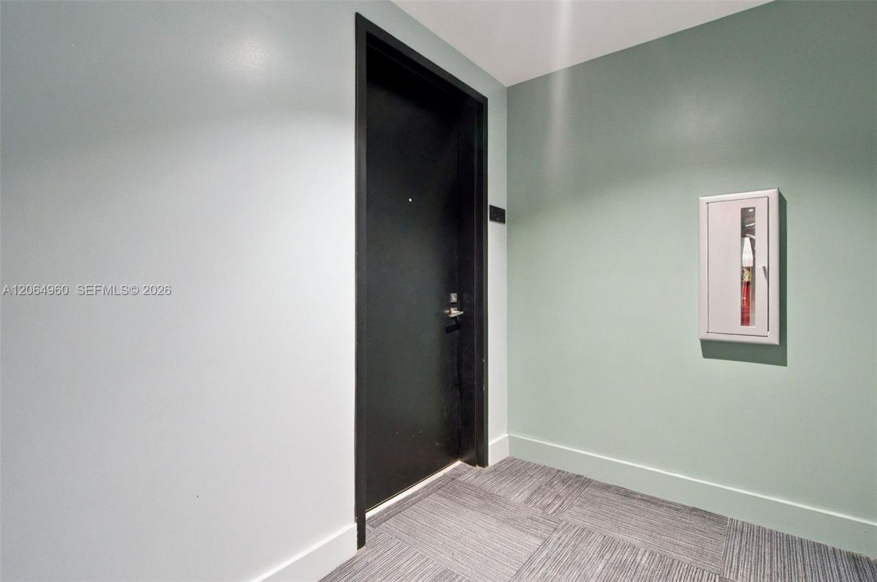 121 NE 34th St, Unit 2409, Miami, FL 33137 Photo