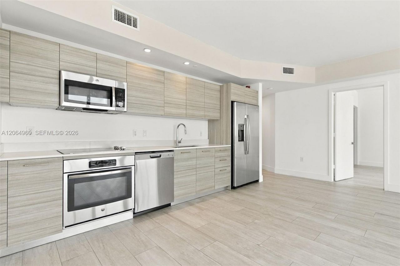 121 NE 34th St, Unit 2409, Miami, FL 33137 Photo