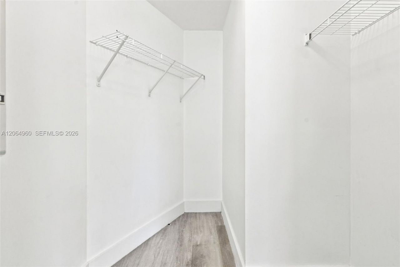 121 NE 34th St, Unit 2409, Miami, FL 33137 Photo