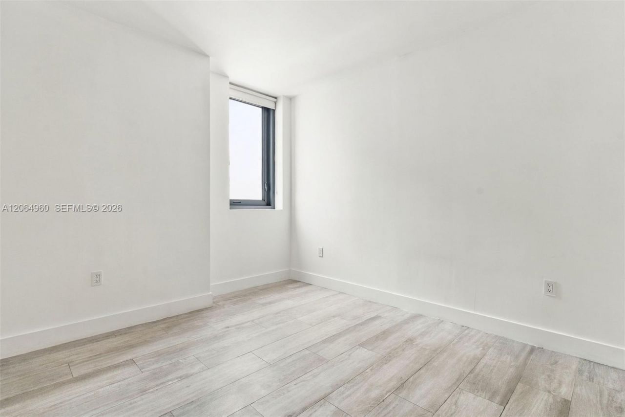 121 NE 34th St, Unit 2409, Miami, FL 33137 Photo