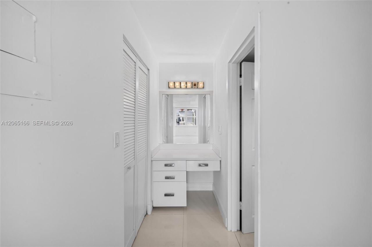 301 174th St , Unit 1216, Sunny Isles Beach, FL 33160 Photo