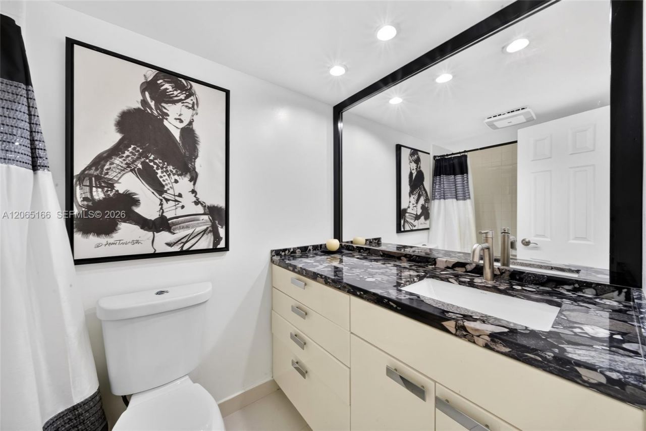 301 174th St , Unit 1216, Sunny Isles Beach, FL 33160 Photo