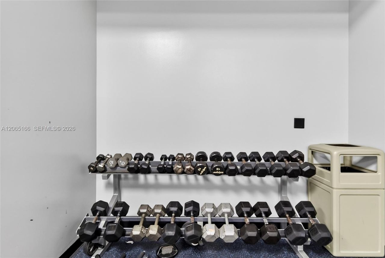 301 174th St , Unit 1216, Sunny Isles Beach, FL 33160 Photo