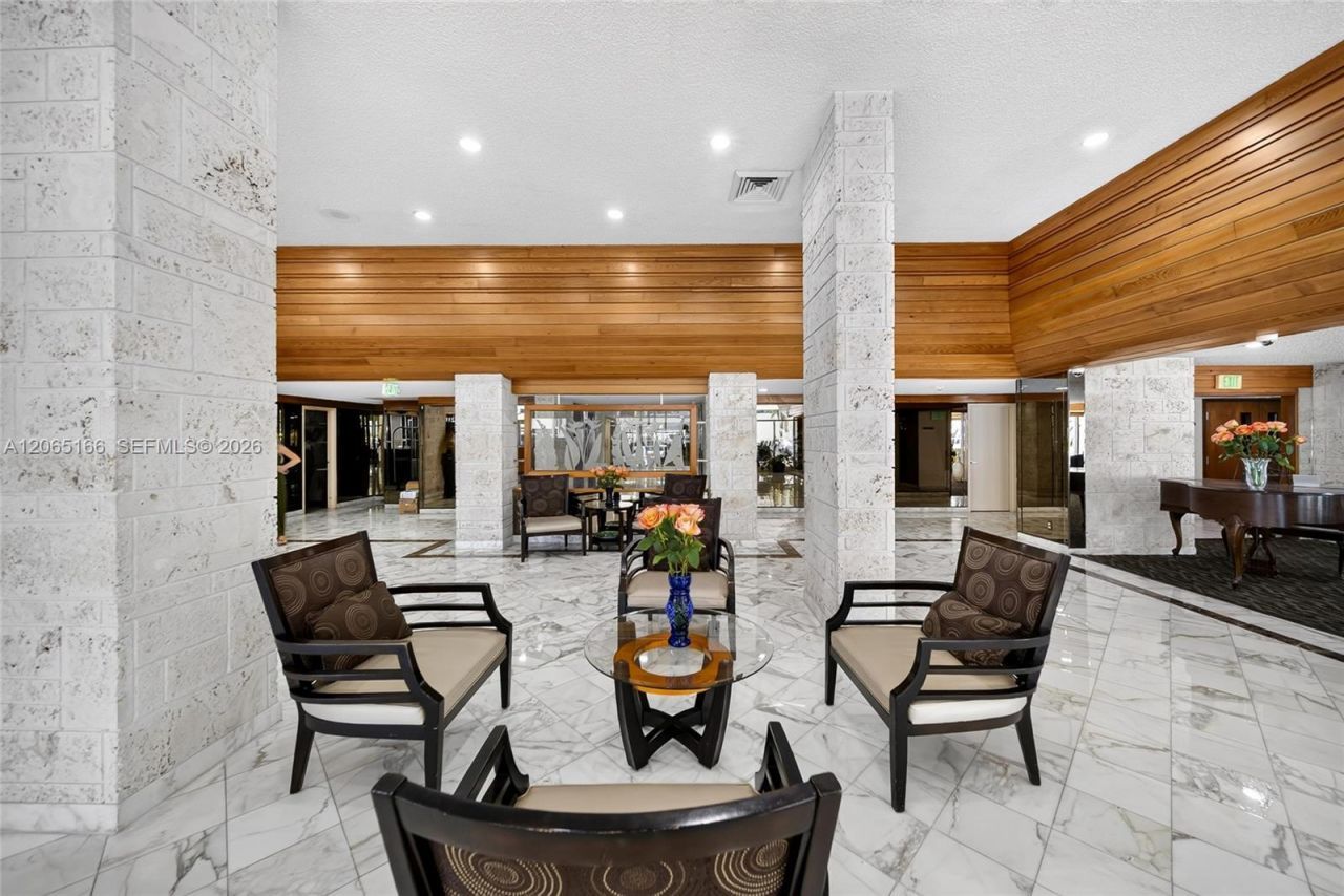 301 174th St , Unit 1216, Sunny Isles Beach, FL 33160 Photo