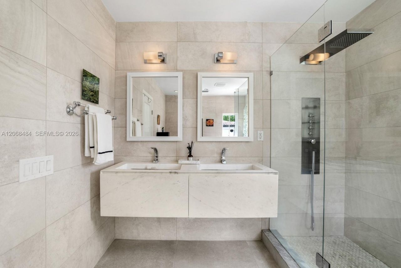 109 1st Dilido Ter, Miami Beach, FL 33139 Photo