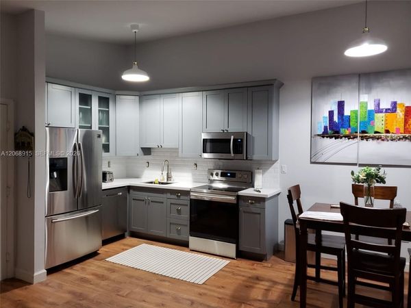 4780 NW 102nd Ave , Unit 204-11, Doral, FL 33178