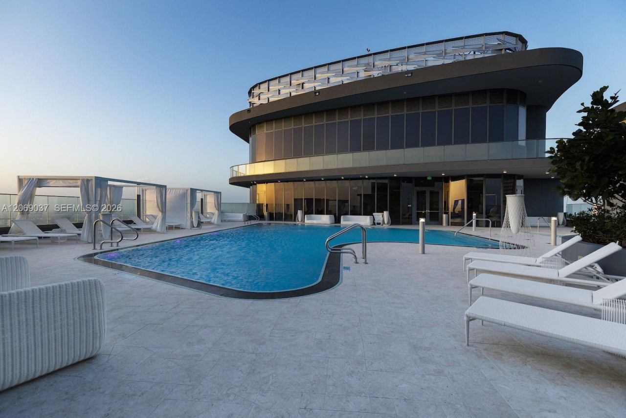 1000 Brickell Plz , Unit 4502, Miami, FL 33131 Photo