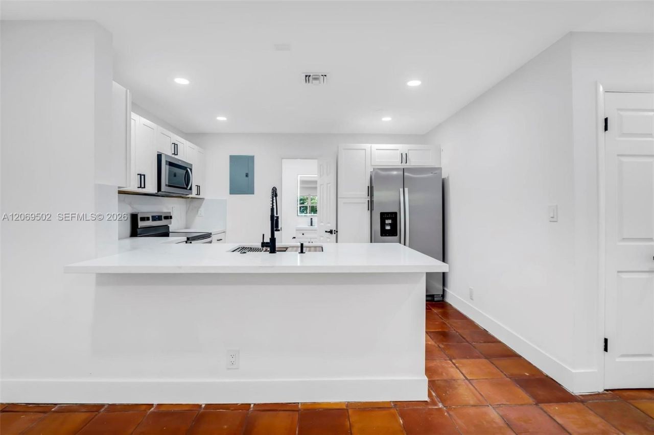 850 SW 12th Ct, Unit 850, Fort Lauderdale, FL 33315 Photo