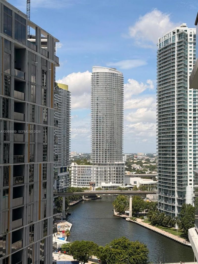 77 SE 5 St , Unit 2008, Miami, FL 33131 Photo