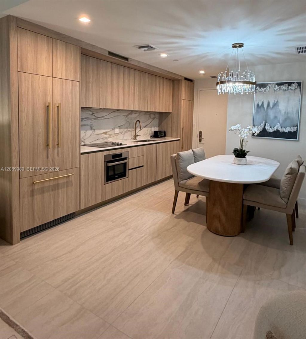 77 SE 5 St , Unit 2008, Miami, FL 33131 Photo
