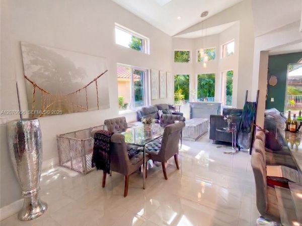 5691 NW 125th Ave, Coral Springs, FL 33076