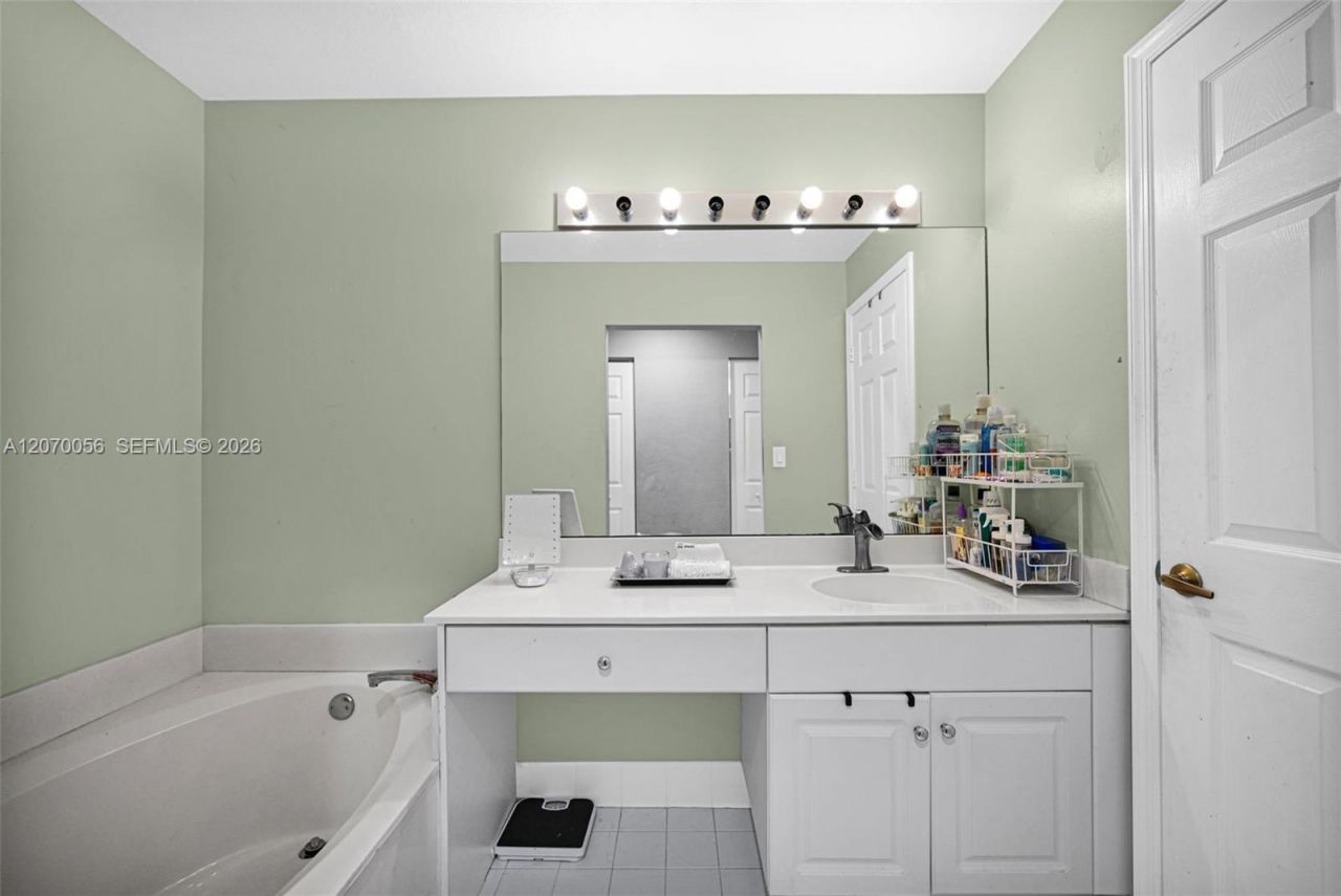 5691 NW 125th Ave, Coral Springs, FL 33076 Photo