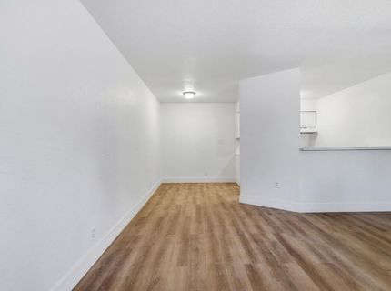 3673 Spruce Ave, South Lake Tahoe, CA 96150 Photo