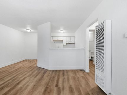 3673 Spruce Ave, South Lake Tahoe, CA 96150 Photo