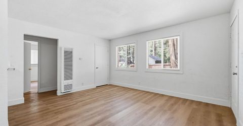 3673 Spruce Ave, South Lake Tahoe, CA 96150 Photo