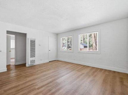 3673 Spruce Ave, South Lake Tahoe, CA 96150 Photo