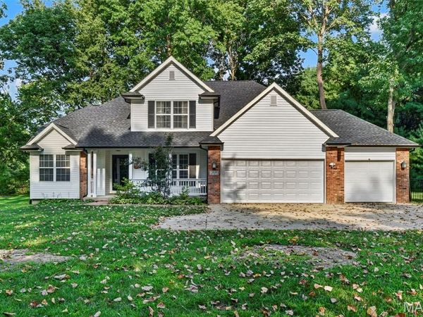 3820 White Oak Lane, Edwardsville, IL 62025