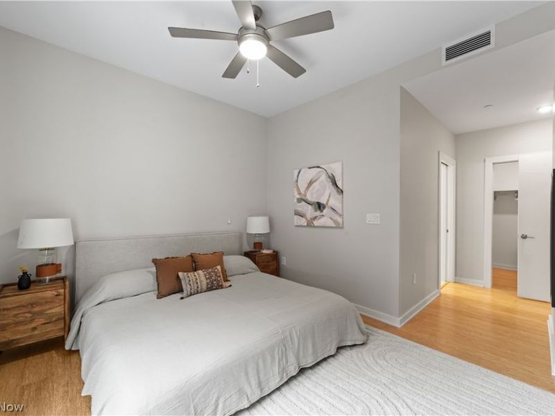 2044 Random Road, Unit 101, Cleveland, OH 44106 Photo 17