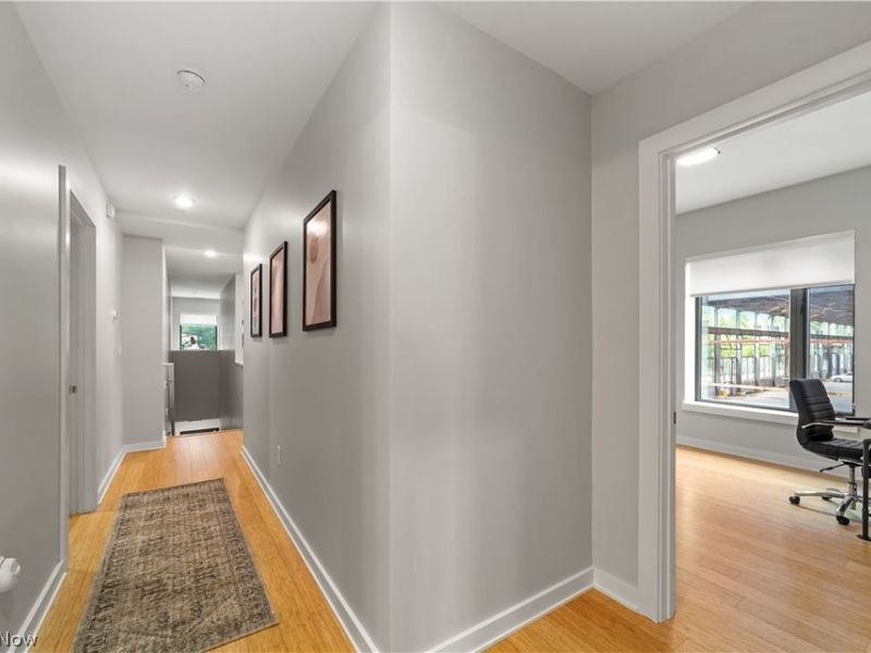 2044 Random Road, Unit 101, Cleveland, OH 44106 Photo 23