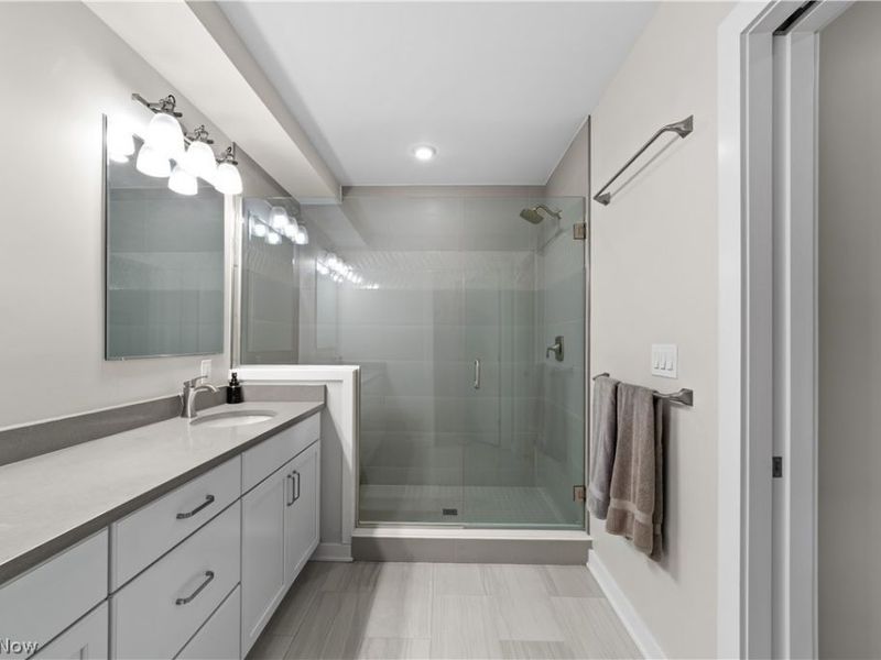 2044 Random Road, Unit 101, Cleveland, OH 44106 Photo 41