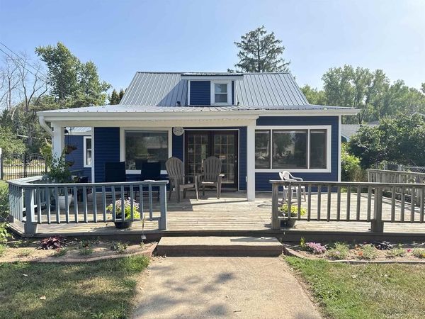 E9278 COUNTY ROAD X, New London, WI 54961