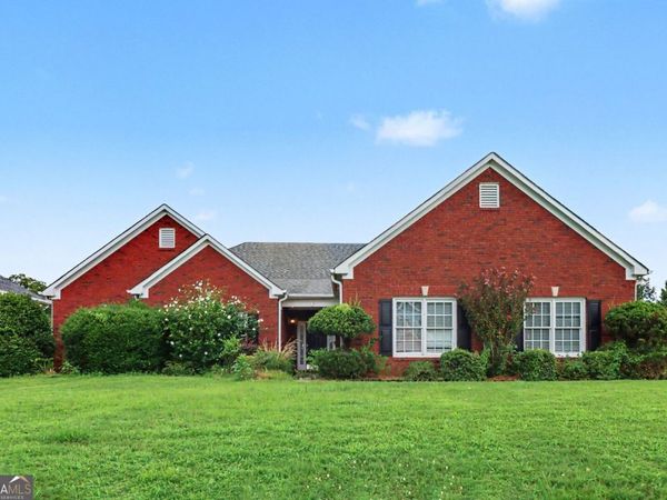 17 Windermere Bend NW, Cartersville, GA 30120