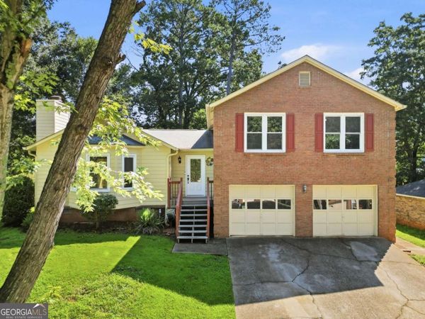 440 Hunters Cove Court, Lawrenceville, GA 30044