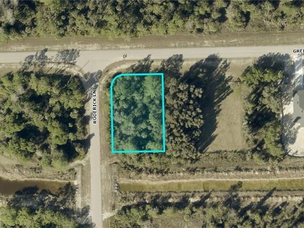 513 Greenbriar BLVD , LEHIGH ACRES, FL 33972