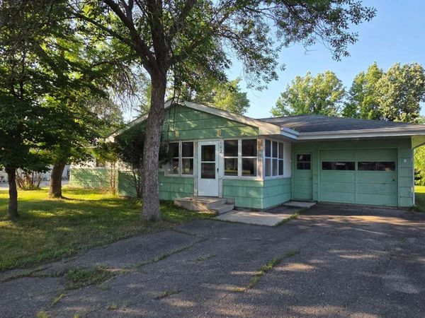 102 Riverview Boulevard, International Falls, MN 56649