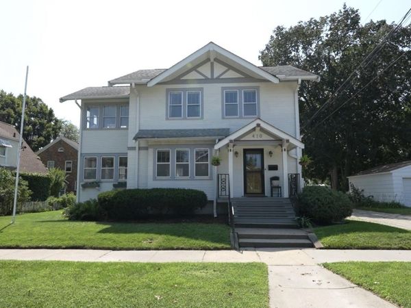 410 W 6th Street, Cedar Falls, IA 50613