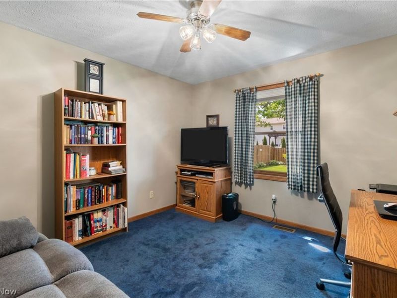 881 Dan Avenue, Canal Fulton, OH 44614 Photo 16